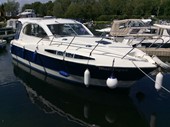Ernecraft Isis 920 Sedan Boat for Sale, "Blue Topaz" - thumbnail