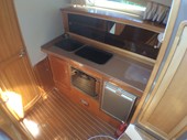 Ernecraft Isis 920 Sedan Boat for Sale, "Blue Topaz" - thumbnail - 3