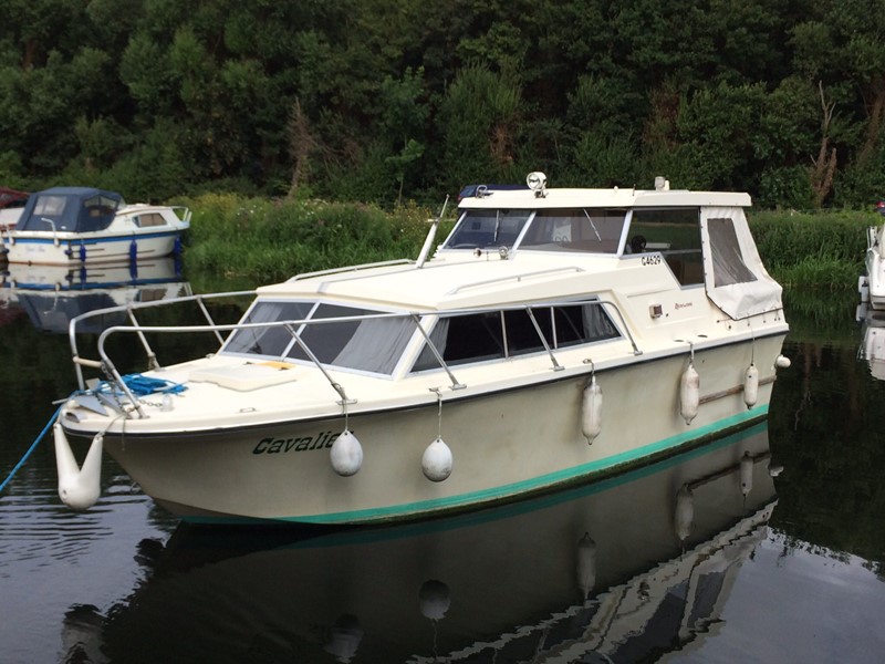 Birchwood 25 Boat for Sale, "Cavalier" at Jones Boatyard