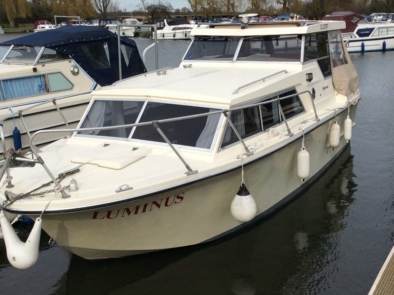 Birchwood 25 Boat for Sale, "Luminus" at Jones Boatyard