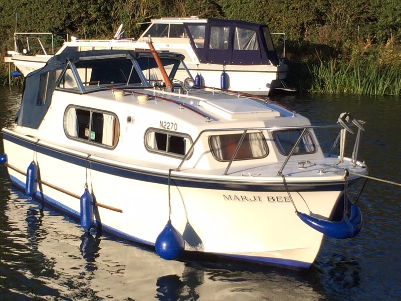 Freeman 23 Boat for Sale, "Marji Bee" at Jones Boatyard