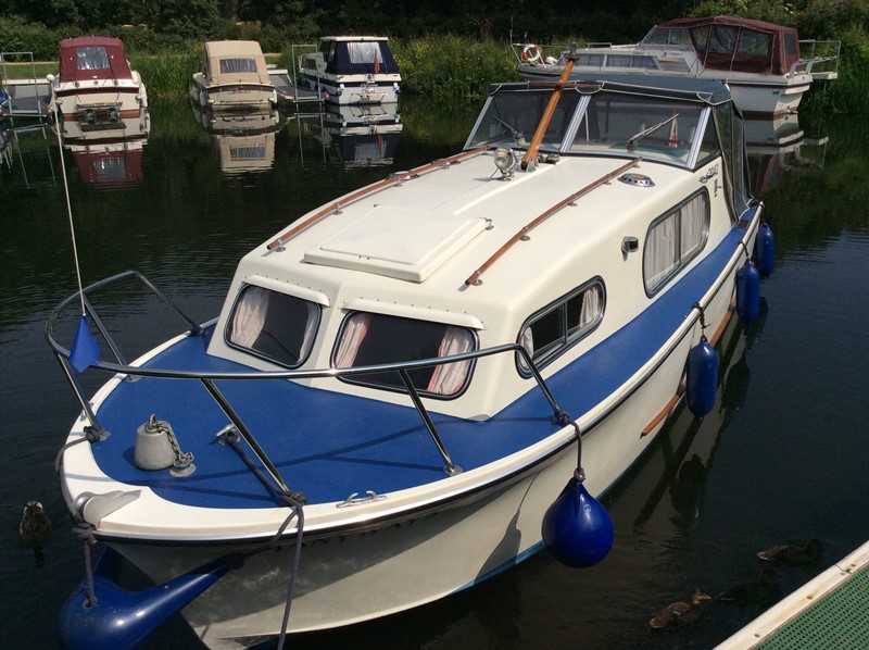 Freeman 23 Boat for Sale, "Manyways" at Jones Boatyard