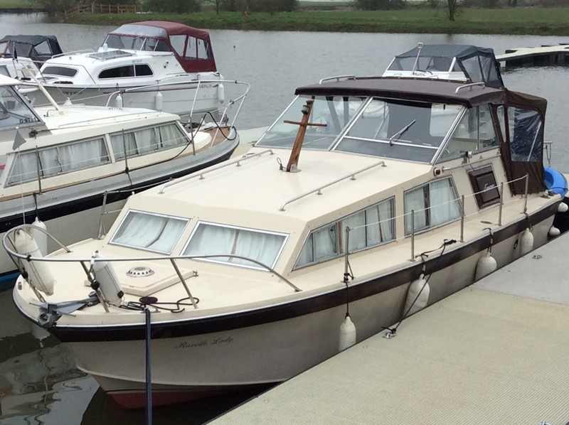 Freeman 27 Boat for Sale, "Ravello Lady" at Jones Boatyard