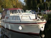 Princess 32 Boat for Sale, "Korky Kat" - thumbnail