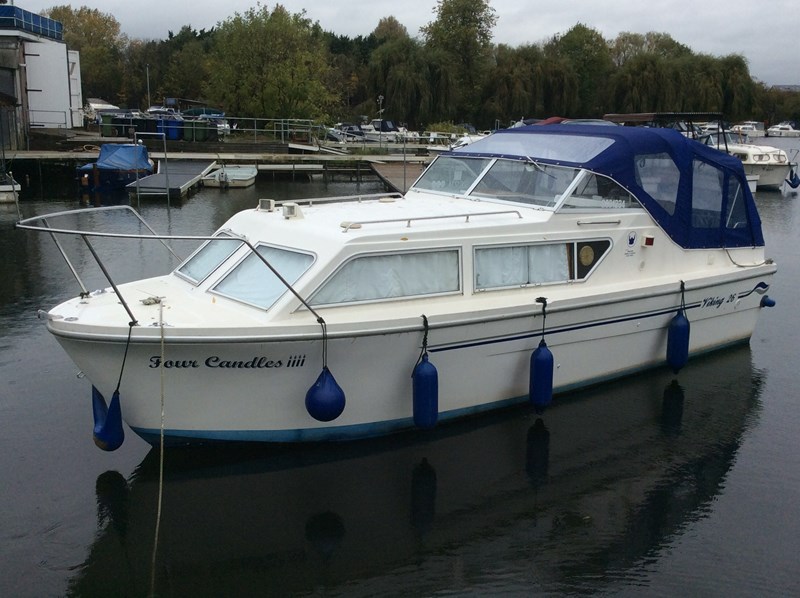 Viking 26 Wide Beam Boat For Sale Four Candles At Jones Boatyard
