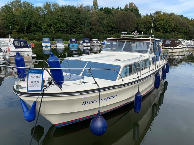 Birchwood 33 GT Boat for Sale, "Blues Legend" at Jones Boatyard