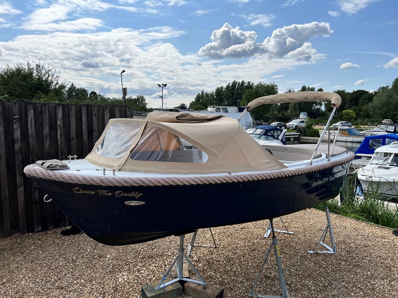 Corsiva 570 Classic Boat for Sale, "Ouse the Daddy"