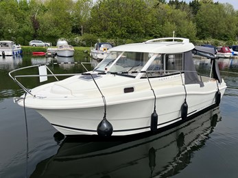 Jeanneau Merry Fisher 725 Boat for Sale, "Unnamed"