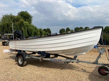 Mayland Dinghy Boat for Sale, "Julie"