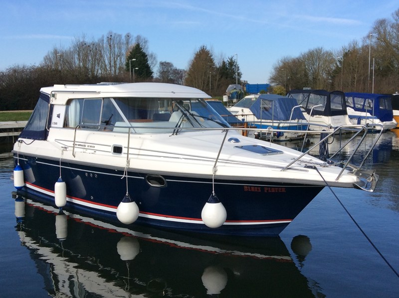 Nimbus 280 Coupe Boat for Sale, "Blues Player"
