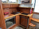 Sealine S28 Boat for Sale, "Mowana" - thumbnail - 6