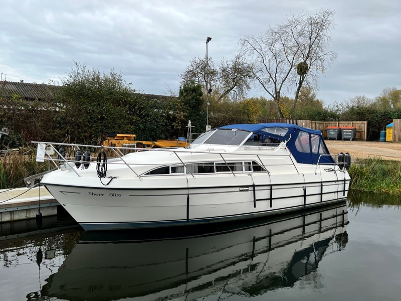 Sheerline 950 Boat for Sale, "Sheer Bliss" at Jones Boatyard