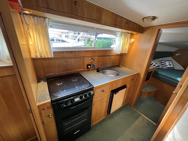 Sheerline 950 Boat for Sale, "Sheer Bliss" at Jones Boatyard