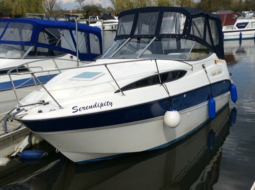 Bayliner 245 boats for sale at Jones Boatyard