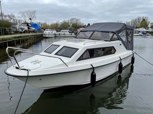 Dolphin 19 boats for sale at Jones Boatyard