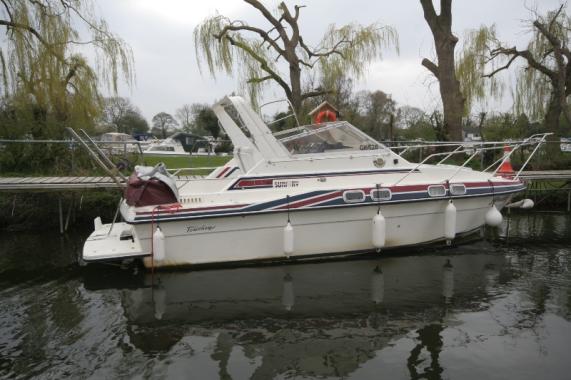 Fairline Sunfury 26  boats for sale at Jones Boatyard