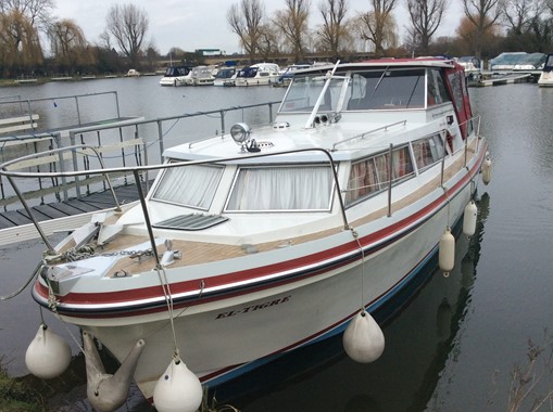 Princess 32 Luxus aft cabin boats for sale at Jones Boatyard