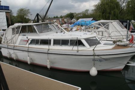 Princess 32 boats for sale at Jones Boatyard