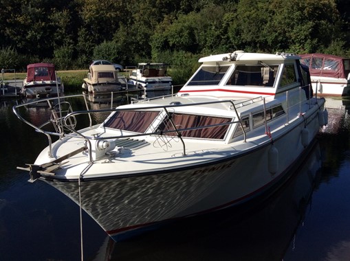Princess 33 boats for sale at Jones Boatyard