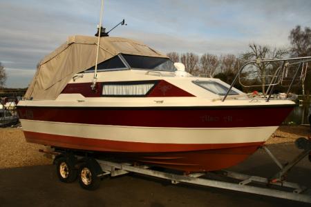 Sealine 18 Weekender boats for sale at Jones Boatyard