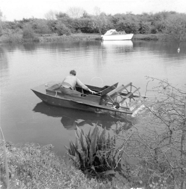 Paddle Boat historical Jones Boatyard