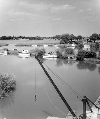Crane at Jones Boatyard historical marina